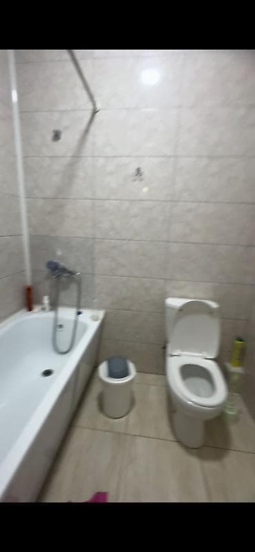 Комнаты: 50 м², С мебелью — 3
