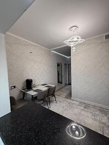 8 мкр: 1 комната, 34 м², 106 серия, 8 этаж, Евроремонт — 9