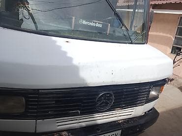 mercedes benz грузовой: Mercedes-Benz : 1988 г., 4 л, Механика, Дизель, Фургон — 1