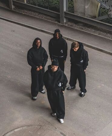 комбинезон gap: Комплект, широкие штаны внутри флис. Толстовка. Отдам всё за 1500 — 7