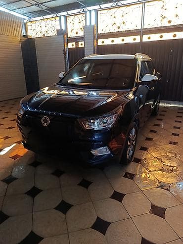 matiz 2010: Ssangyong Tivoli: 2016 г., 1.6 л, Автомат, Бензин, Кроссовер — 2