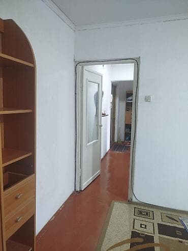 Сдаётся просторная комната в квартире. Описание: - Светлая комната