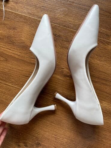 женская обувь бу 38: Туфли — 4