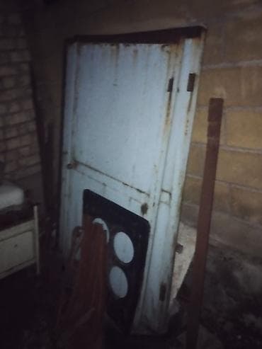 Распашные ворота: Ворота Описание: - Материал: сталь. - Комплект: две створки. - — 5
