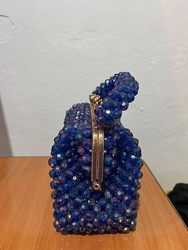 samsung dex: Вечерняя мини-сумочка-клатч с ручкой, расшитая синими гранёными — 2