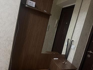 письменный: Продается письменный стол б/у, цена 3000, прихожка б/у цена 6000 — 3