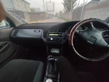 camry 45: Honda Accord: 2001 г., 2 л, Автомат, Бензин, Седан — 5