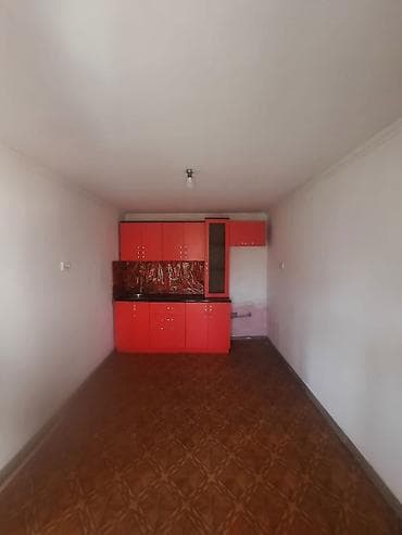1 май: 35 м², 2 комнаты, Парковка, Забор, огорожен — 3