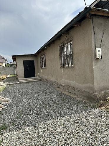 Ак-ордодон ушул уй сатылат Эвразия парка жакын 115000$ суйлошу жолдору