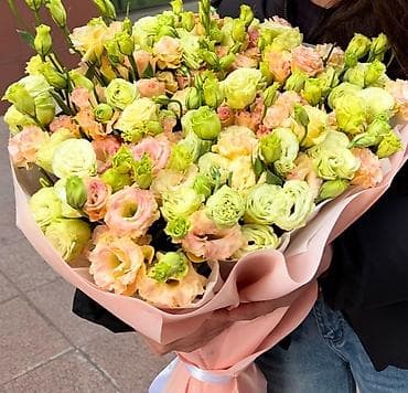 среди тысячи слов: Большой букета из эустомы (лизиантуса) в нежной пастельной гамме. - — 2