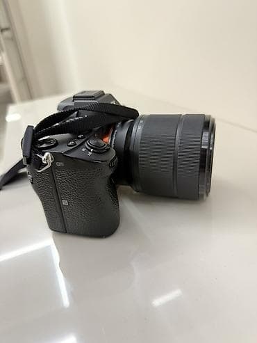 sd карта: Полноформатная беззеркальная камера Sony α7 III с объективом Sony FE — 1