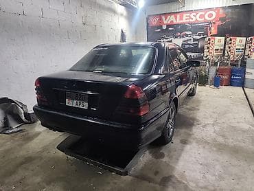 сколько стоит maybach: Mercedes-Benz C-Class: 1998 г., 2 л, Автомат, Бензин, Седан — 4