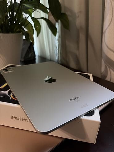 ipad pri: Планшет, Apple, память 256 ГБ, 10" - 11", Wi-Fi, Б/у, Классический — 1