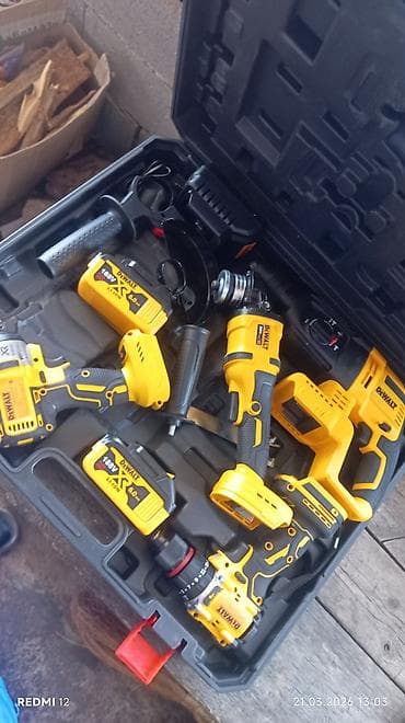 Балталар: Набор аккумуляторного инструмента DeWALT XR в кейсе Состав комплекта — 1