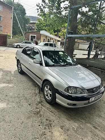 с4 2: Toyota Avensis: 2002 г., 1.6 л, Механика, Бензин, Седан — 4