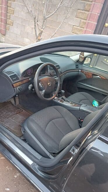 c class: Mercedes-Benz E-Class: 2004 г., 1.8 л, Автомат, Бензиновая, Седан — 5