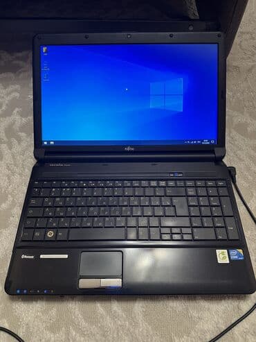 Ноутбук, Fujitsu, 4 ГБ ОЗУ, Intel Core i3, 15.6 ", Б/у, Для несложных задач, память SSD