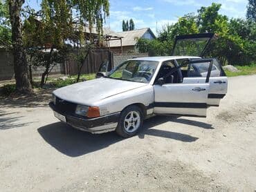 кузов машины купить: Audi 100: 1984 г., 1.8 л, Механика, Бензин, Седан — 4