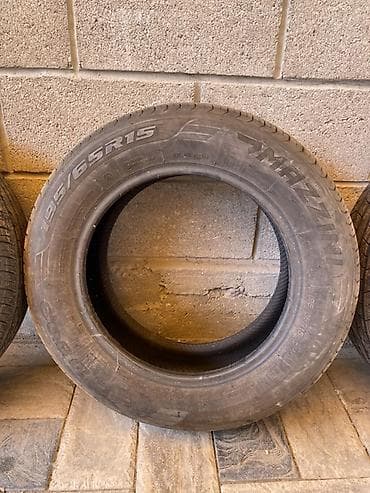 corolla e150: Шины 195 / 65 / R 15, Лето, Б/у, Комплект, Легковые — 2