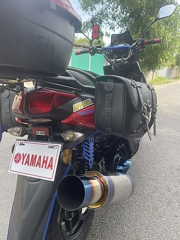 Мототехника: Скутер Yamaha (линейка Aerox/стайлинг), яркий тюнинг и туристическое — 4
