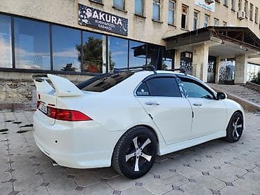 голльф 2: Honda Accord: 2004 г., 2 л, Автомат, Бензин, Седан — 2