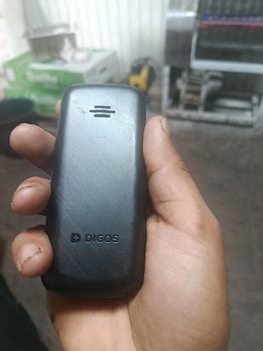 nokia 800: Кнопочный телефон DIGOS - Компактный корпус, удобен в руке - Цветной — 2