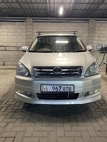 Toyota Ipsum: 2003 г., 2.4 л, Автомат, Бензин, Вэн/Минивэн — 2