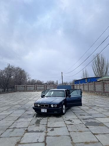 Унаа сатуу: BMW 5 series: 1995 г., 2.5 л, Кол менен иштөөчү, Бензин, Седан — 1