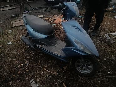 t max: Скутер 50–150 см³ (бензиновый), с вариатором - Кузов: компактный — 1