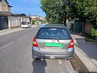 hond: Honda Jazz: 2008 г., 1.3 л, Механика, Бензин, Хэтчбэк — 4