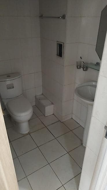 логвиненко фрунзе: Хостел для проживания граждан Индии, Пакистана и Бангладеш. - — 4