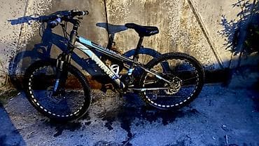 Велосипеддер: Тоо велосипеди, Велосипед алкагы S (145 - 165 см), Алюминий, Колдонулган — 1