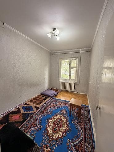 Батирлер: 4 бөлмө, 86 м², 12-мкр 106-серия, 1 кабат, Эски ремонт — 3