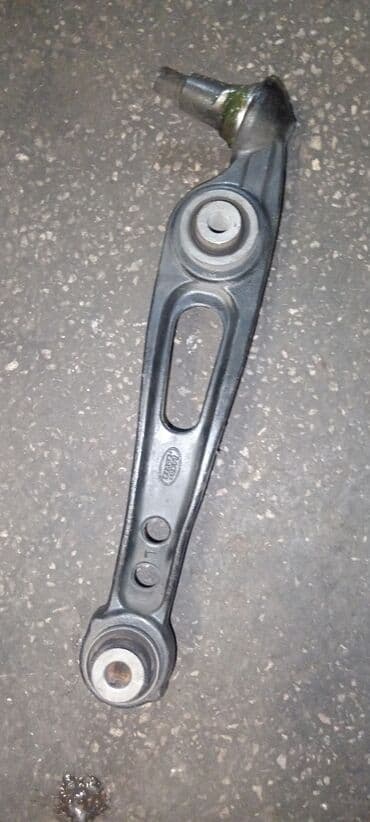 купить крестовину для кресла: Передний левый рычаг Land Rover 2018 г., Б/у, Оригинал, США — 1