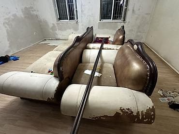 кусок кожи: Комплект мягкой мебели, Б/у, Самовывоз, цвет - Коричневый — 2