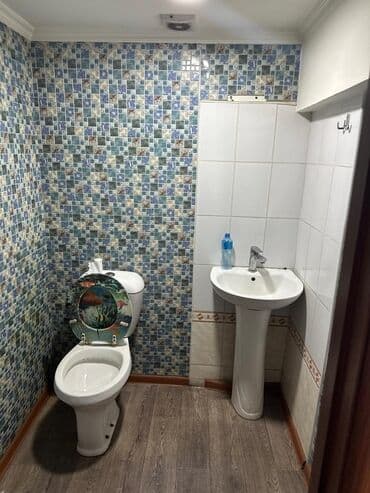 аренда квартир на долгий срок бишкек: 1 бөлмө, Менчик ээси, Чогуу жашоо менен, Жарым -жартылай эмереги бар — 1