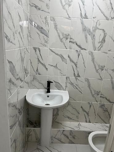 комнаты в ысык куле: Кабинет эпиляции и депиляции 112 м², 1 комната, С ремонтом, Без оборудования, Многоэтажное жилое здание, 1 линия — 8