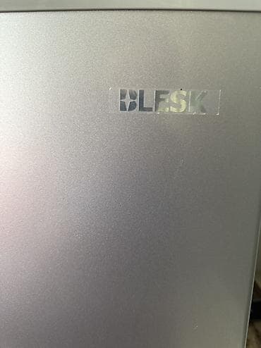 nokia 700: Холодильник Blesk, Б/у, Двухкамерный — 4