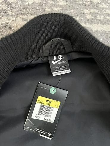 Мужская одежда: Мужская куртка, S, Nike, Новый, цвет - Черный — 3