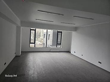 Боконбаева/Раззакова Сдается в аренду офисов Просторный зал с