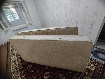 born puh: Два пружинных матраса LIVART (Корея), размер каждого — ?20 см — 2