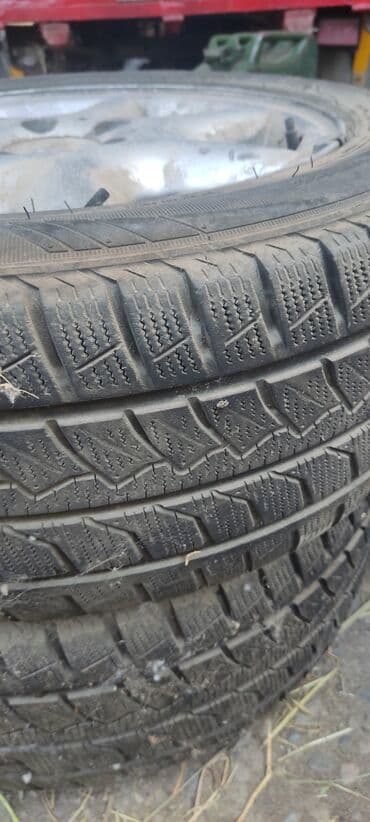 купить зимнюю резину бу на 16: Колеса в сборе R 16, Зима, Б/у, Комплект, Легковые, отверстий - 5 — 1