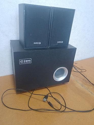 jbl go2: Акустическая система 2.1 с сабвуфером и двумя сателлитами - Модель — 2
