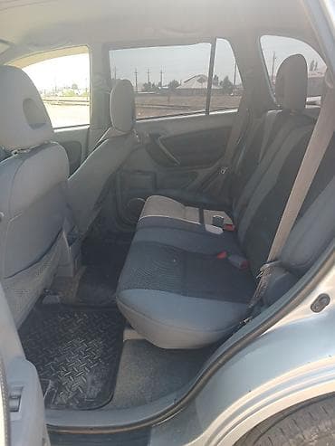 уто 40: Toyota RAV4: 2002 г., 2 л, Автомат, Бензин, Кроссовер — 6