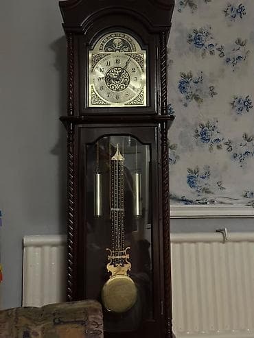часы nothing cmf watch pro 2: Напольные маятниковые часы в классическом стиле. - Корпус из темного — 1