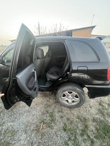 авалон 2016: Toyota RAV4: 2002 г., 2 л, Механика, Бензин, Кроссовер — 3