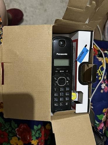 обручи: Обруч массажный Hertz + радиотелефон Panasonic KX-TG1611CA (комплект — 5