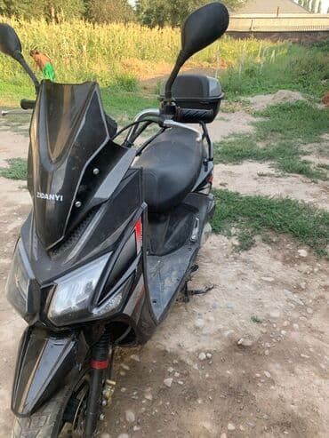 купить электро мотоцикл: Тип скутера 150 куб. см, Бензин, Б/у — 2