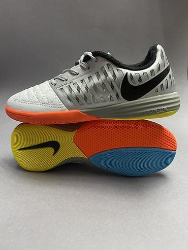 Спорт и хобби: Футзальные кроссовки Nike Lunar Gato II - Назначение: зал/индорт — 4
