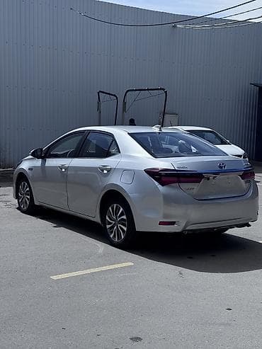 на тойоту: Toyota Corolla: 2019 г., 1.8 л, Робот, Гибрид, Седан — 6